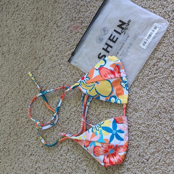 Women's Medium Floral Triangle bikini Top - Picture 6 of 6